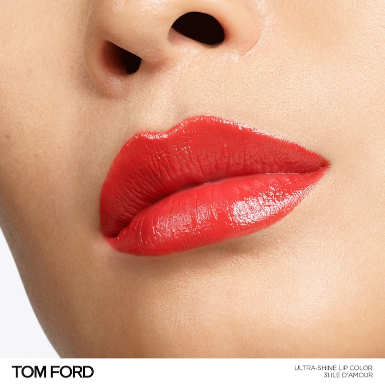 Ultra-Shine Lip Color, Île D'Amour, 3.3g, Model, Light Skin Tone