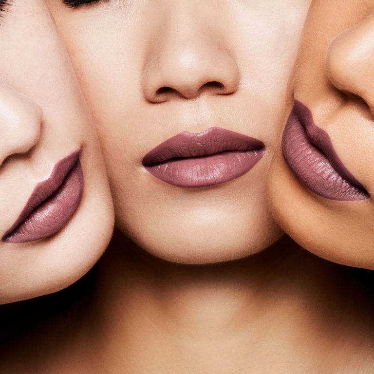 Lip Color Matte, Pussycat, 3g, Model, Multiple Skin Tone