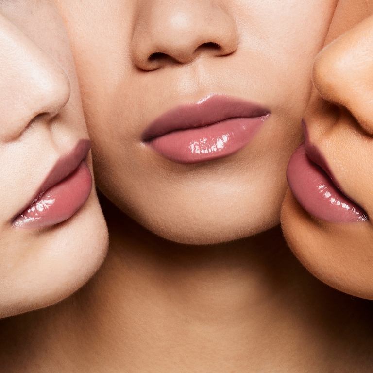 Gloss Luxe, Sunrise Pink, 22, 5.5ml, Model, Multiple Skin Tone